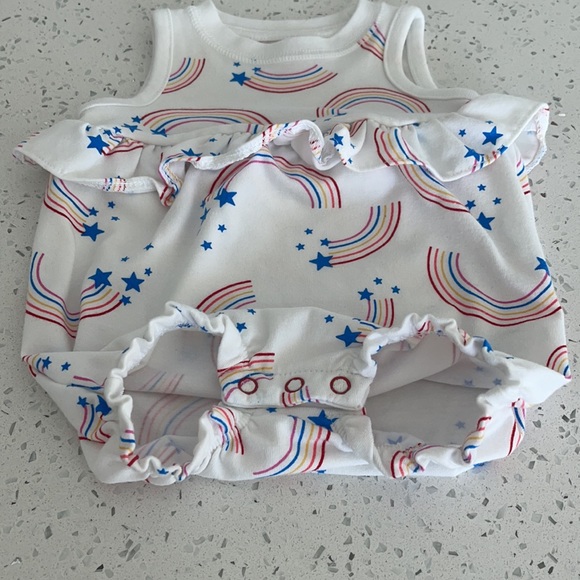 Cat & Jack Baby Girl Rainbow Snap-Up Romper 0-3M - Picture 4 of 6